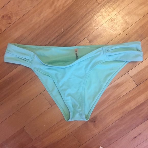Forever 21 pastel cheeky bikini bottoms - Picture 2 of 4